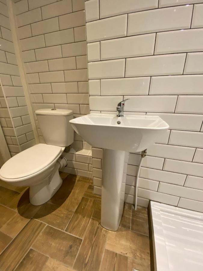Queen Street Boutique Suites EDI Kültér fotó Bathroom